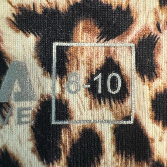 Zyia Active Women’s Size 8-10 Leopard Cheetah Booty Scrunch Leggings Hi-Rise - Picture 7 of 9